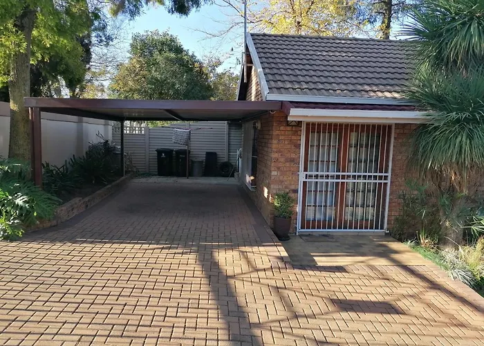 Inviting 3-Bed House In Kempton Park