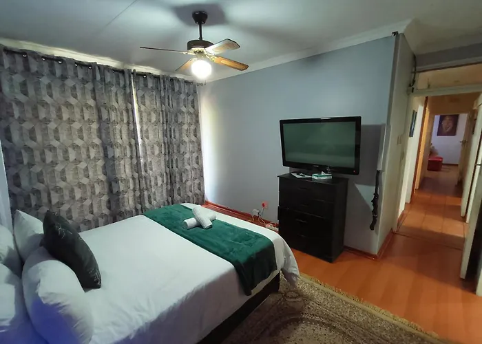 Sabie House -3 Bedrooms, Or Tambo, Kempton Park, Johannesburg